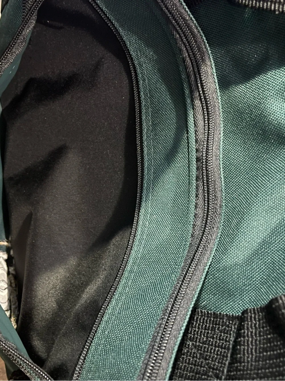 Team Kool Vintage 90’s Green Indy Racecar Green Duffle Bag EUC